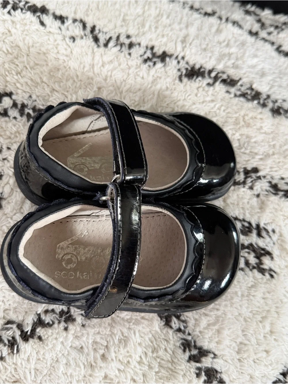 See Kai Run Toddler Girls Black Patent Mary Jane Shoes Size 5 Dress School